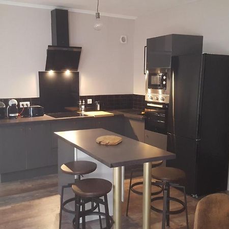 Appartement spacieux et atypique Sedan Extérieur photo