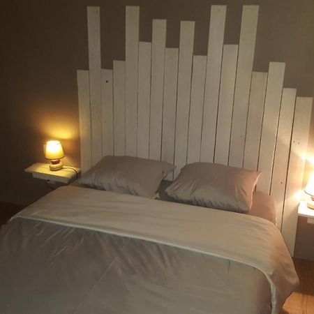 Appartement spacieux et atypique Sedan Extérieur photo