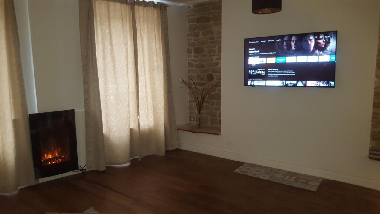 Appartement spacieux et atypique Sedan Extérieur photo
